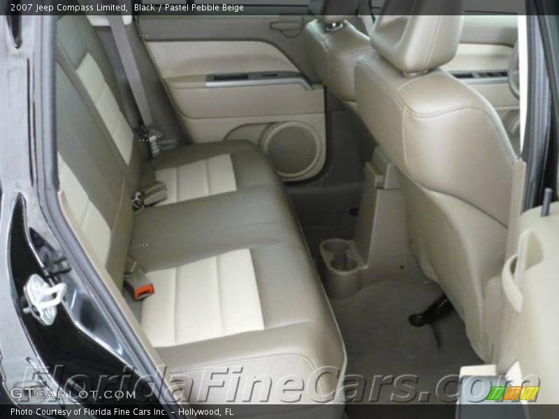 Black / Pastel Pebble Beige 2007 Jeep Compass Limited