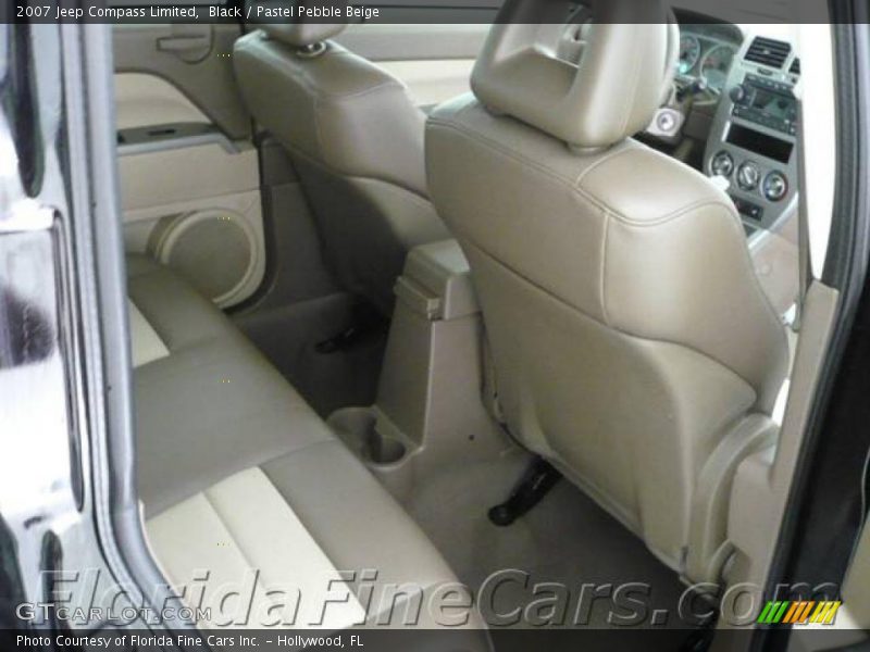 Black / Pastel Pebble Beige 2007 Jeep Compass Limited