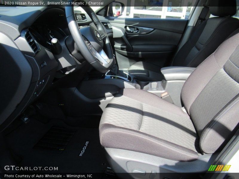 Brilliant Silver Metallic / Charcoal 2020 Nissan Rogue SV
