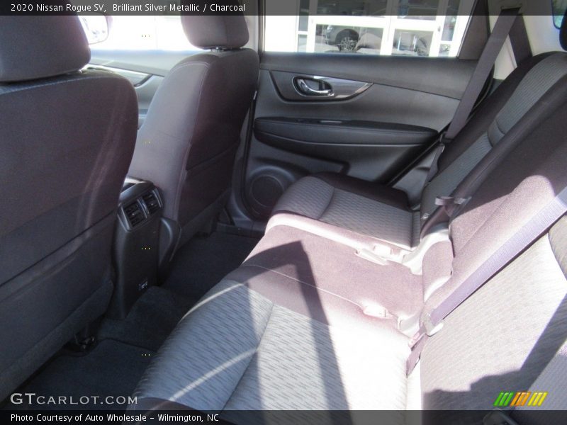 Brilliant Silver Metallic / Charcoal 2020 Nissan Rogue SV