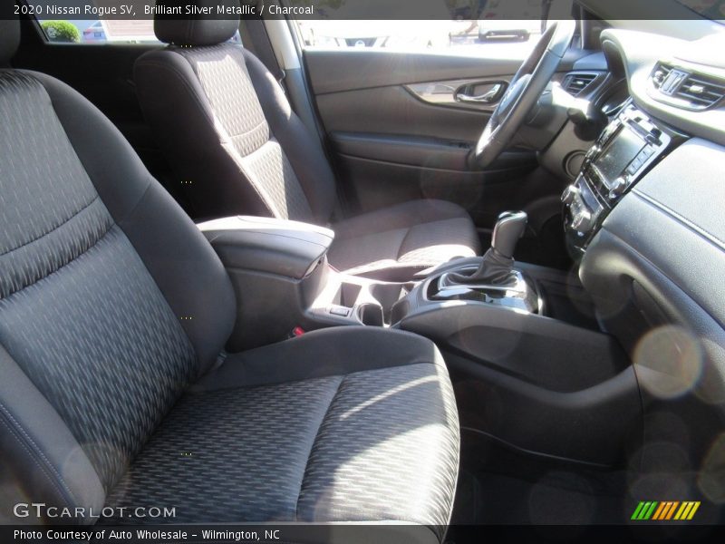 Brilliant Silver Metallic / Charcoal 2020 Nissan Rogue SV
