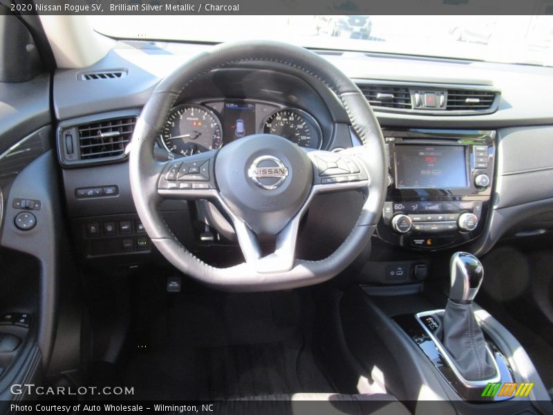 Brilliant Silver Metallic / Charcoal 2020 Nissan Rogue SV