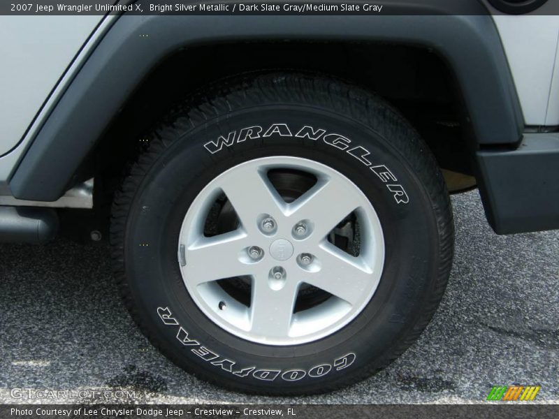 Bright Silver Metallic / Dark Slate Gray/Medium Slate Gray 2007 Jeep Wrangler Unlimited X