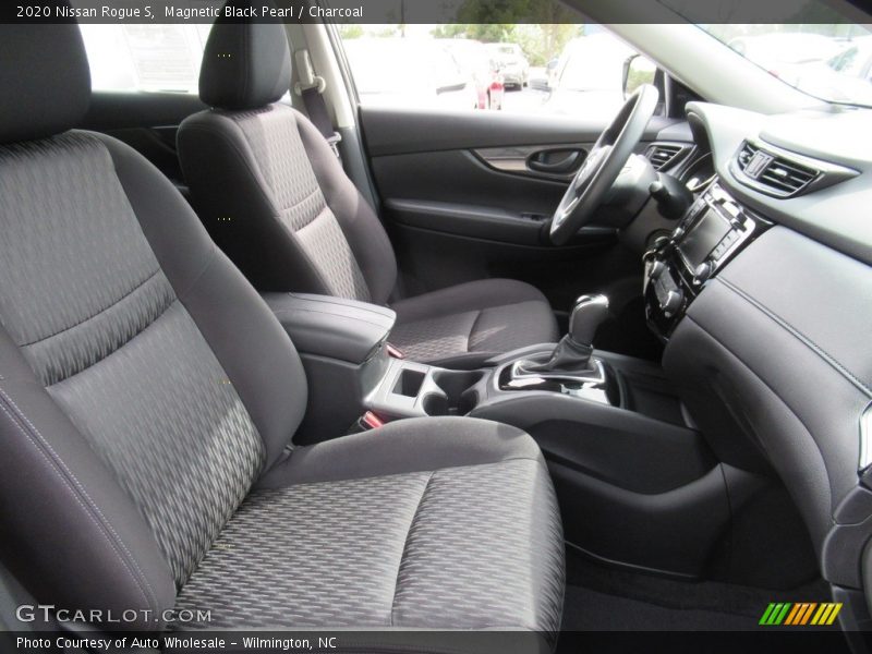 Magnetic Black Pearl / Charcoal 2020 Nissan Rogue S