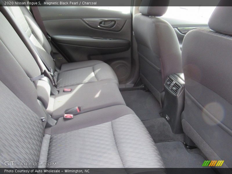 Magnetic Black Pearl / Charcoal 2020 Nissan Rogue S