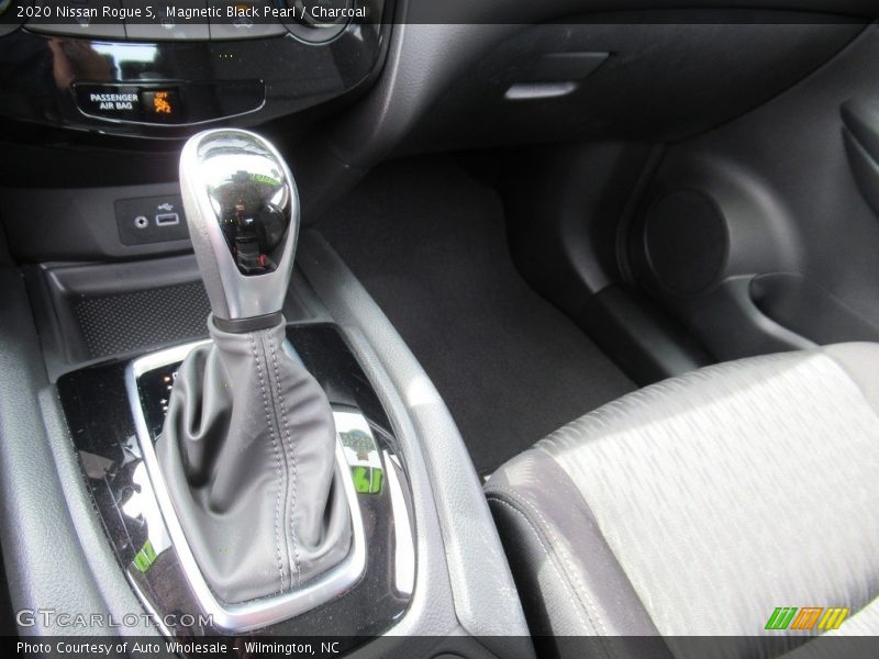 Magnetic Black Pearl / Charcoal 2020 Nissan Rogue S