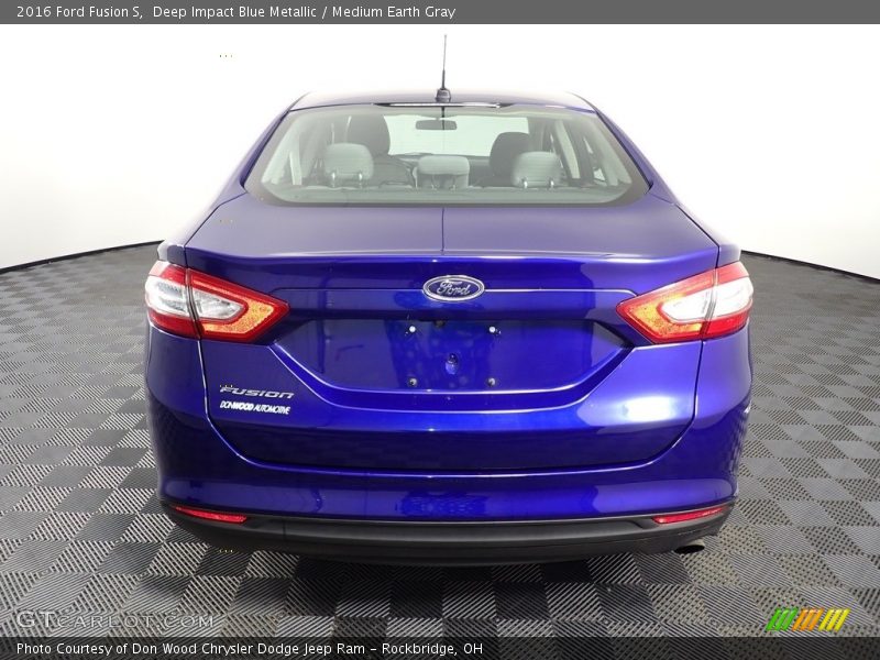 Deep Impact Blue Metallic / Medium Earth Gray 2016 Ford Fusion S