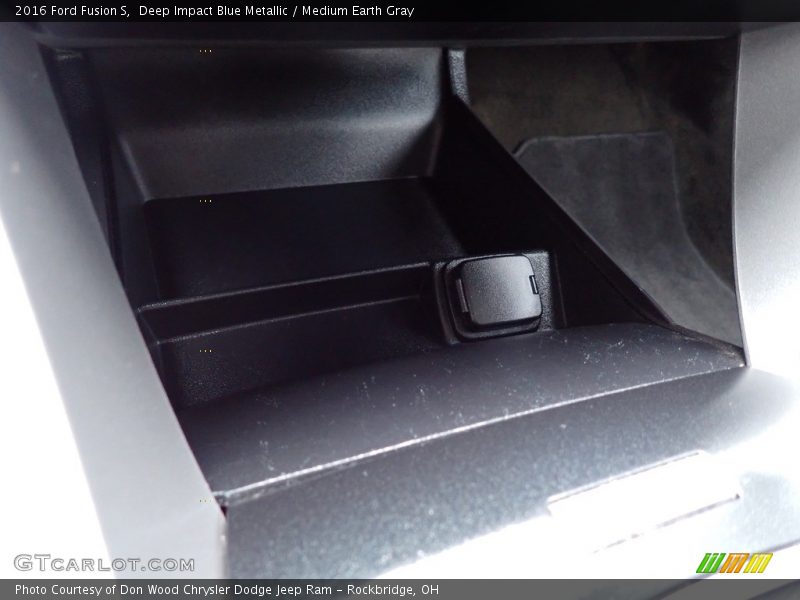 Deep Impact Blue Metallic / Medium Earth Gray 2016 Ford Fusion S