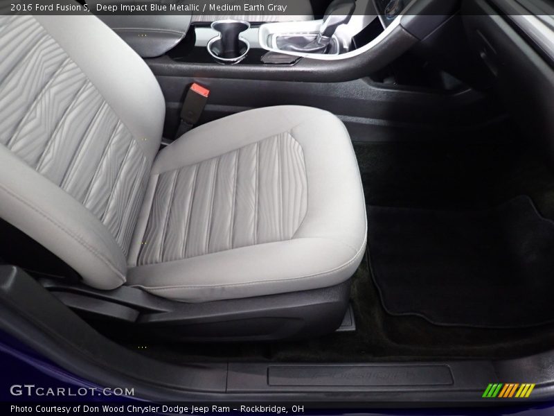 Deep Impact Blue Metallic / Medium Earth Gray 2016 Ford Fusion S