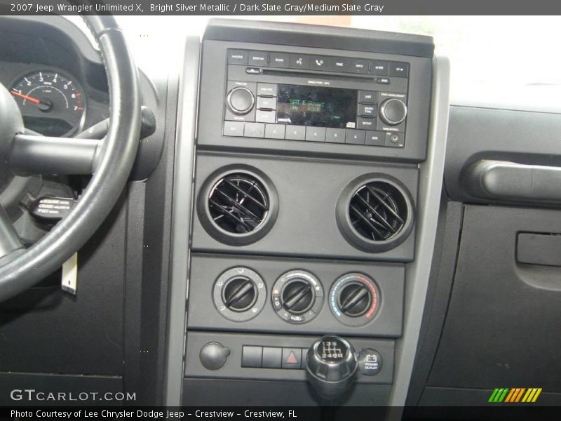 Bright Silver Metallic / Dark Slate Gray/Medium Slate Gray 2007 Jeep Wrangler Unlimited X