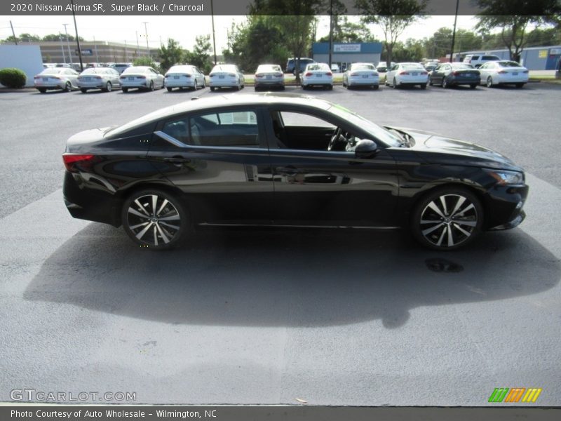 Super Black / Charcoal 2020 Nissan Altima SR
