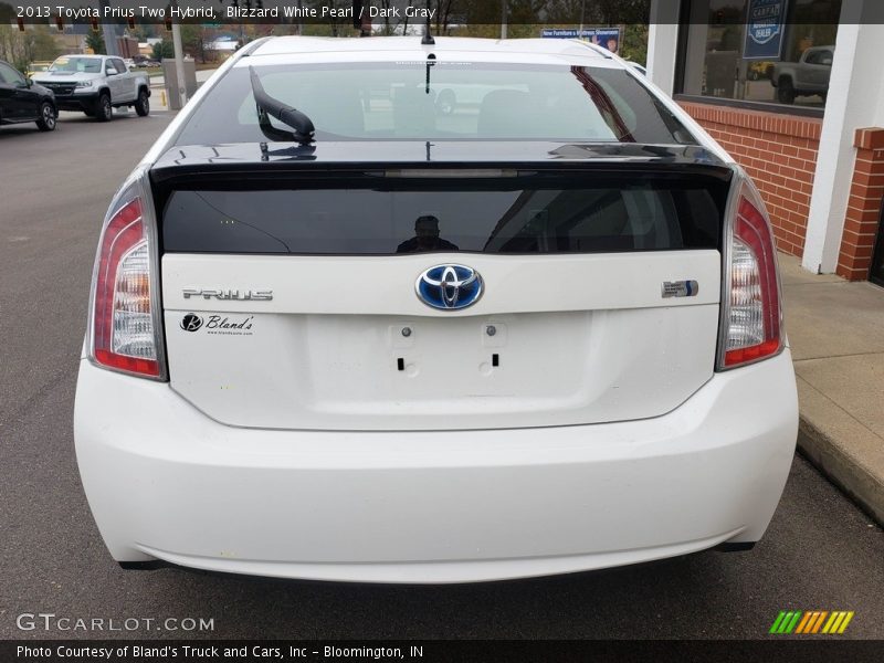 Blizzard White Pearl / Dark Gray 2013 Toyota Prius Two Hybrid