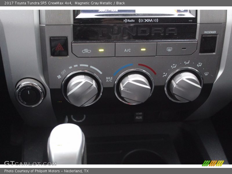 Magnetic Gray Metallic / Black 2017 Toyota Tundra SR5 CrewMax 4x4