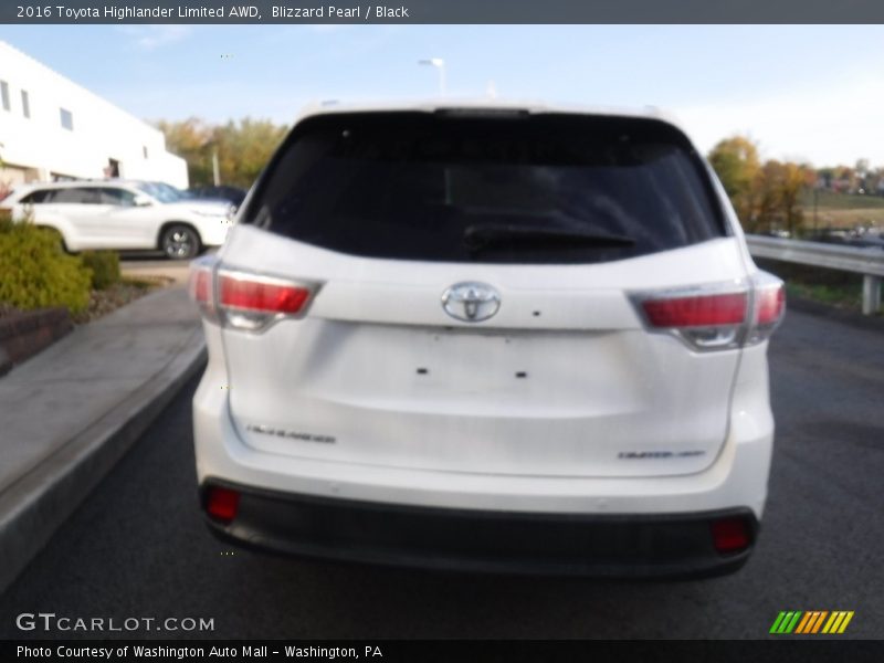 Blizzard Pearl / Black 2016 Toyota Highlander Limited AWD