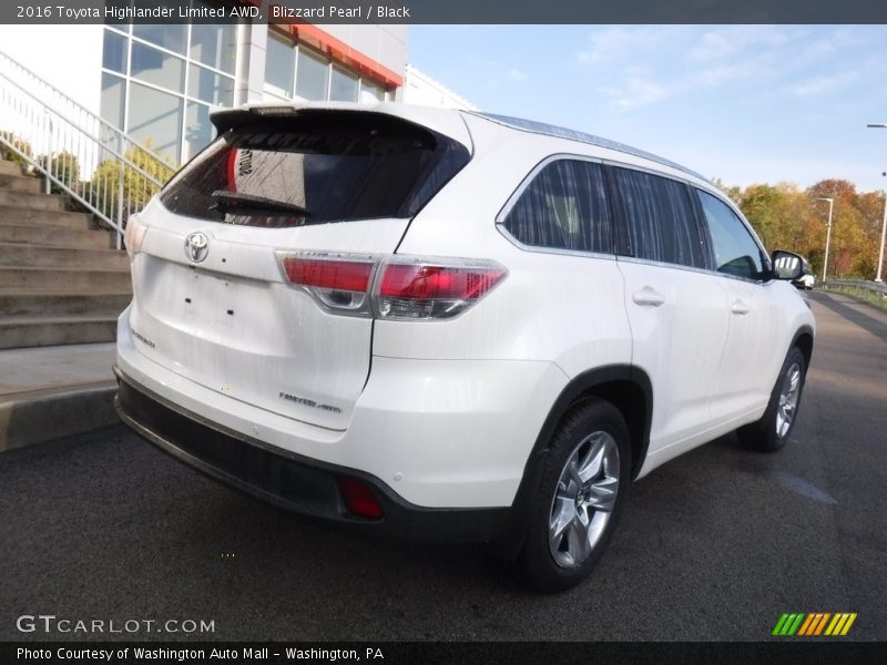 Blizzard Pearl / Black 2016 Toyota Highlander Limited AWD