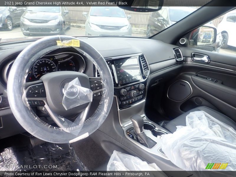 Velvet Red Pearl / Black 2021 Jeep Grand Cherokee High Altitude 4x4