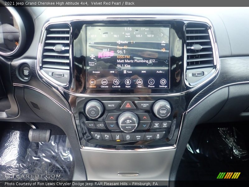 Controls of 2021 Grand Cherokee High Altitude 4x4