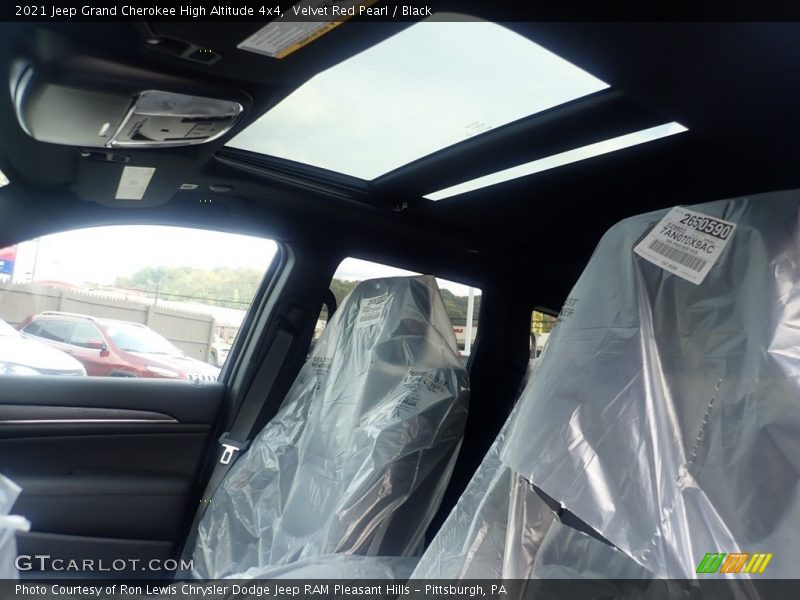 Velvet Red Pearl / Black 2021 Jeep Grand Cherokee High Altitude 4x4