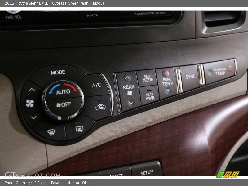Cypress Green Pearl / Bisque 2013 Toyota Sienna XLE