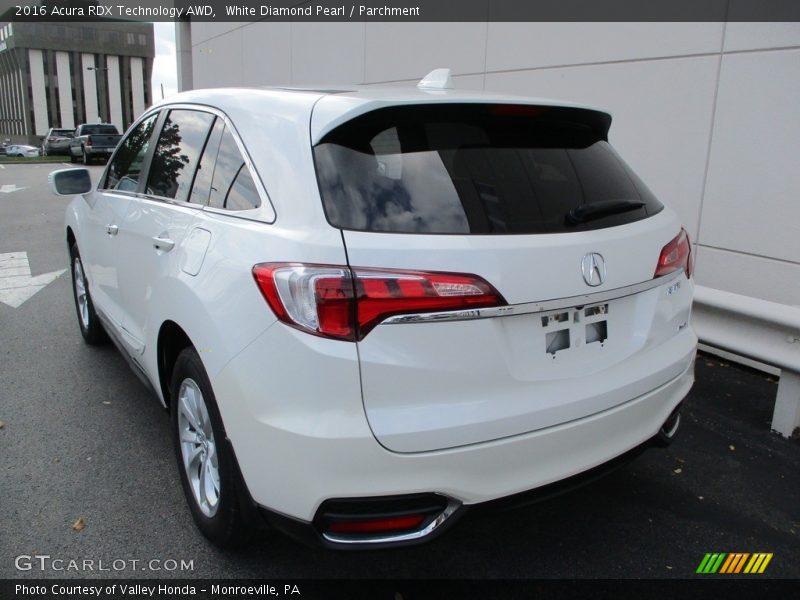 White Diamond Pearl / Parchment 2016 Acura RDX Technology AWD