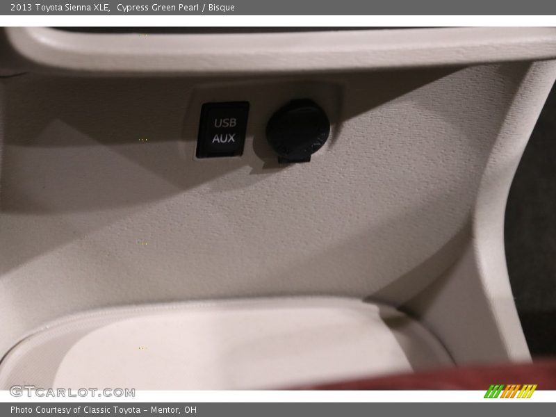 Cypress Green Pearl / Bisque 2013 Toyota Sienna XLE