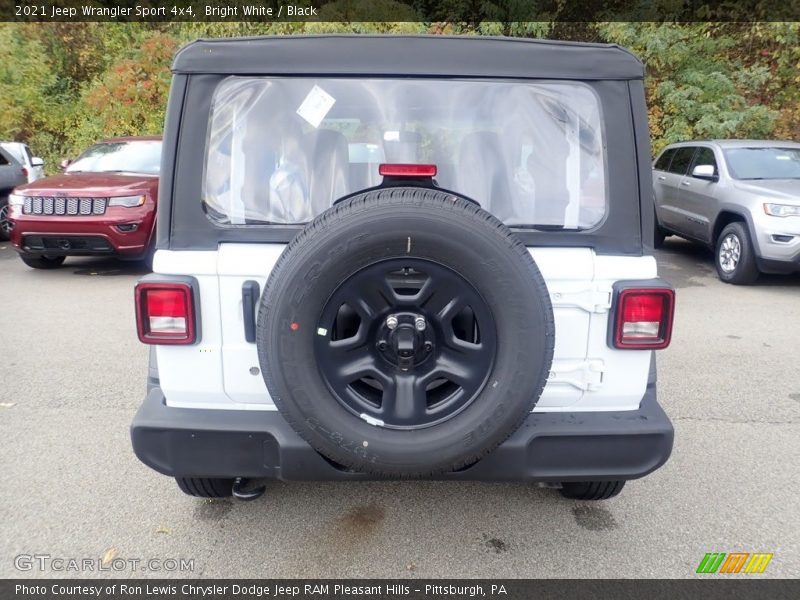 Bright White / Black 2021 Jeep Wrangler Sport 4x4