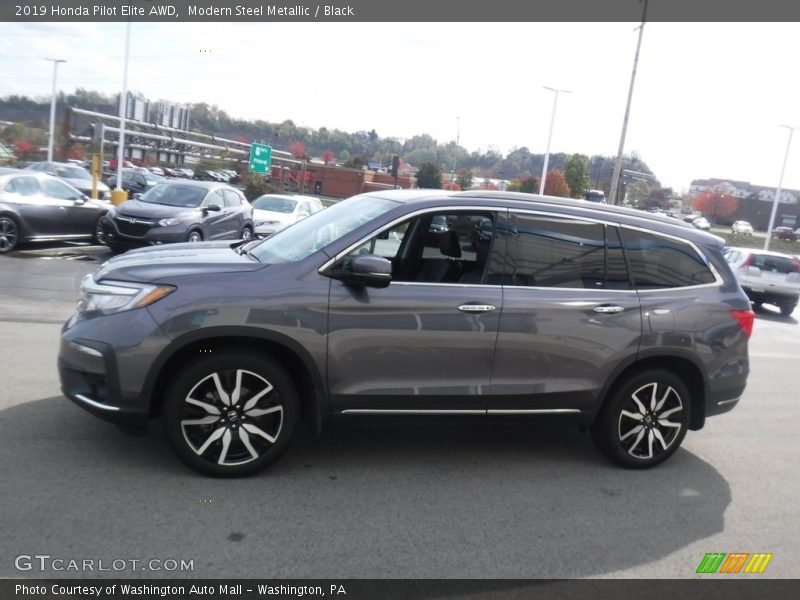 Modern Steel Metallic / Black 2019 Honda Pilot Elite AWD