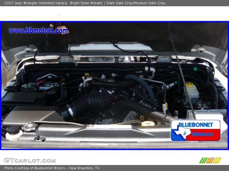 Bright Silver Metallic / Dark Slate Gray/Medium Slate Gray 2007 Jeep Wrangler Unlimited Sahara