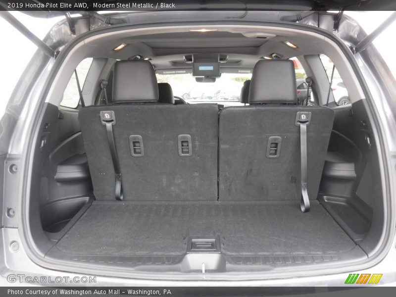 Modern Steel Metallic / Black 2019 Honda Pilot Elite AWD