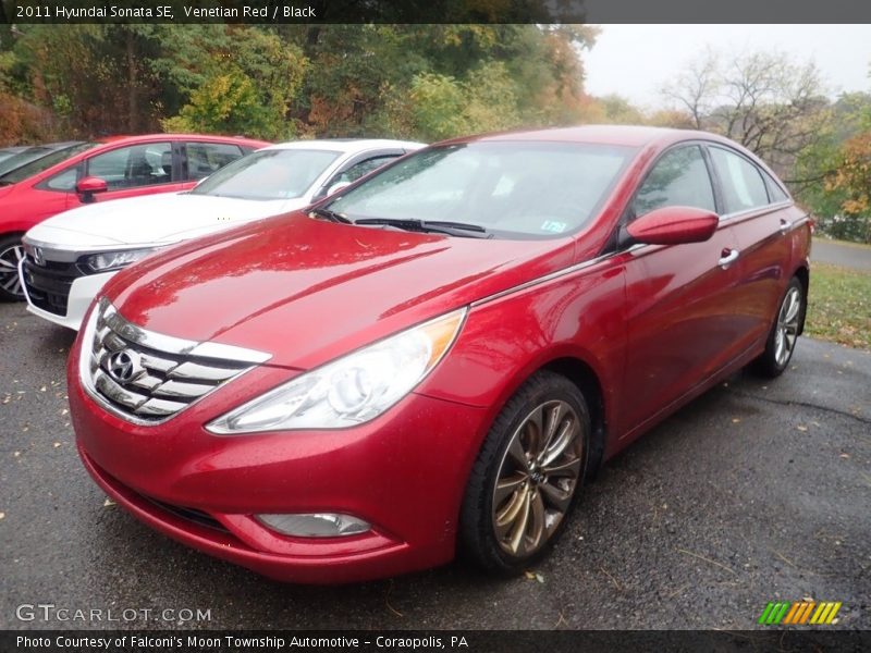 Venetian Red / Black 2011 Hyundai Sonata SE