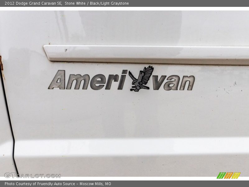 Stone White / Black/Light Graystone 2012 Dodge Grand Caravan SE