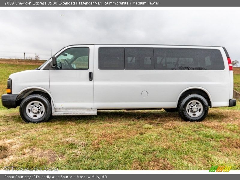 Summit White / Medium Pewter 2009 Chevrolet Express 3500 Extended Passenger Van