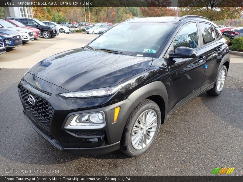 Front 3/4 View of 2021 Kona SEL AWD