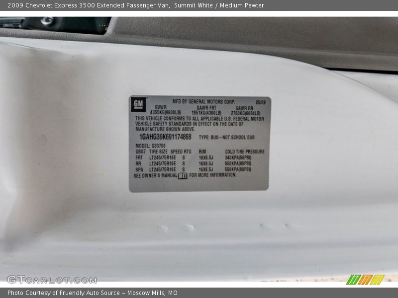 Summit White / Medium Pewter 2009 Chevrolet Express 3500 Extended Passenger Van