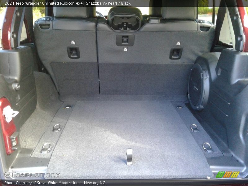  2021 Wrangler Unlimited Rubicon 4x4 Trunk