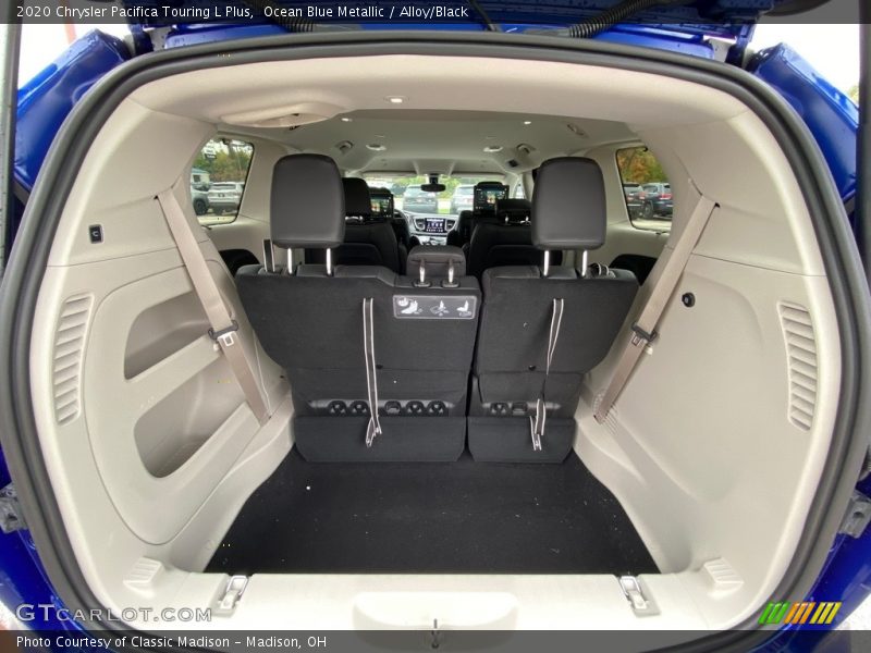 Ocean Blue Metallic / Alloy/Black 2020 Chrysler Pacifica Touring L Plus