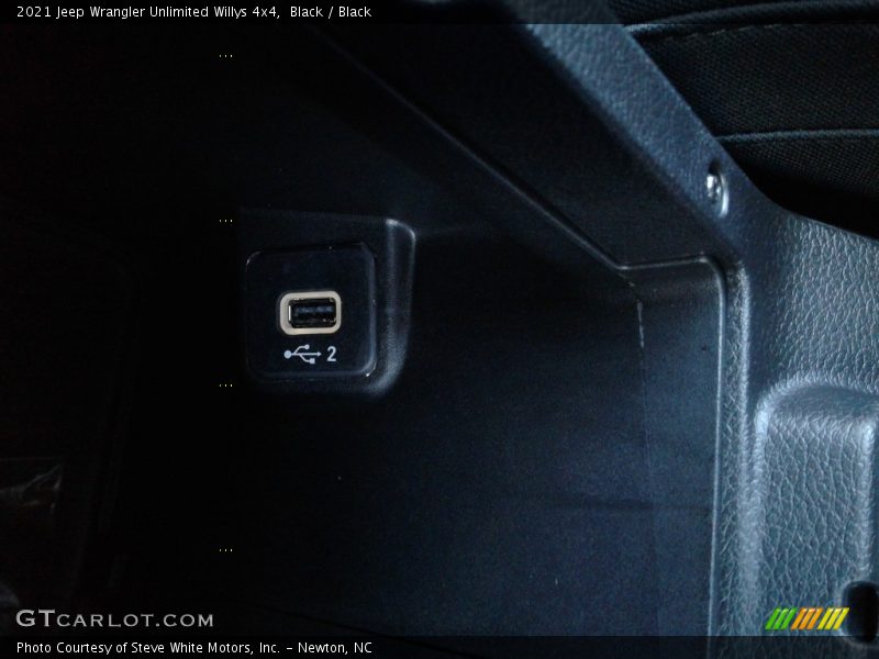 Black / Black 2021 Jeep Wrangler Unlimited Willys 4x4