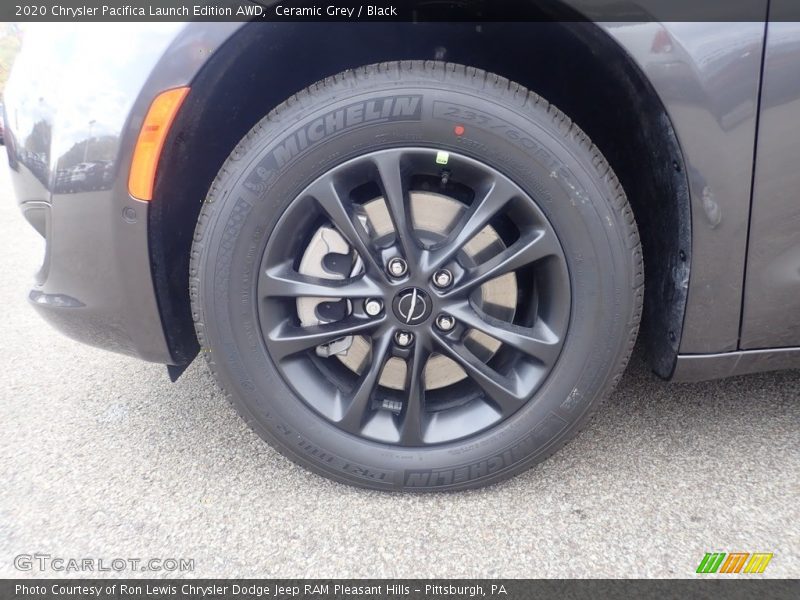 Ceramic Grey / Black 2020 Chrysler Pacifica Launch Edition AWD