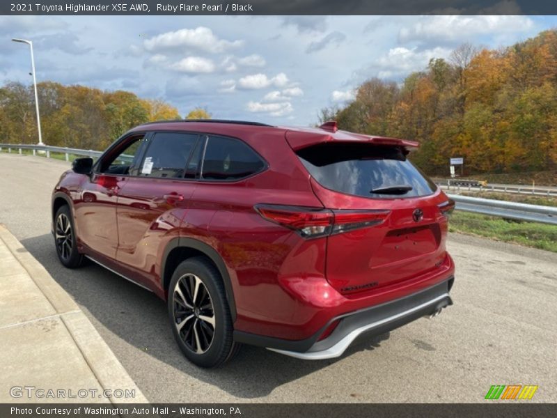 Ruby Flare Pearl / Black 2021 Toyota Highlander XSE AWD