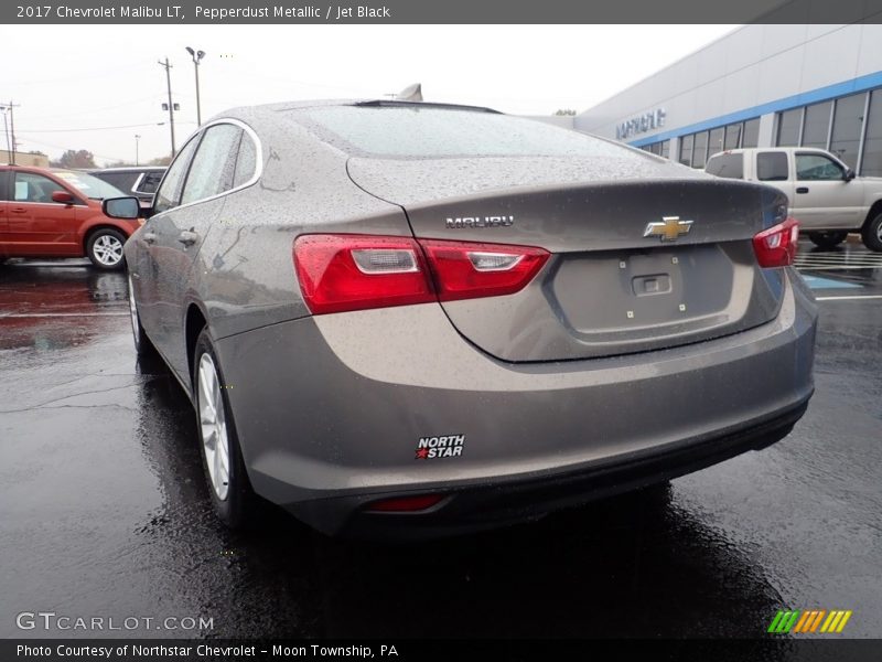 Pepperdust Metallic / Jet Black 2017 Chevrolet Malibu LT