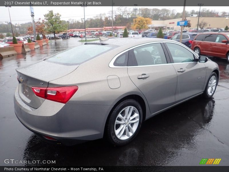 Pepperdust Metallic / Jet Black 2017 Chevrolet Malibu LT