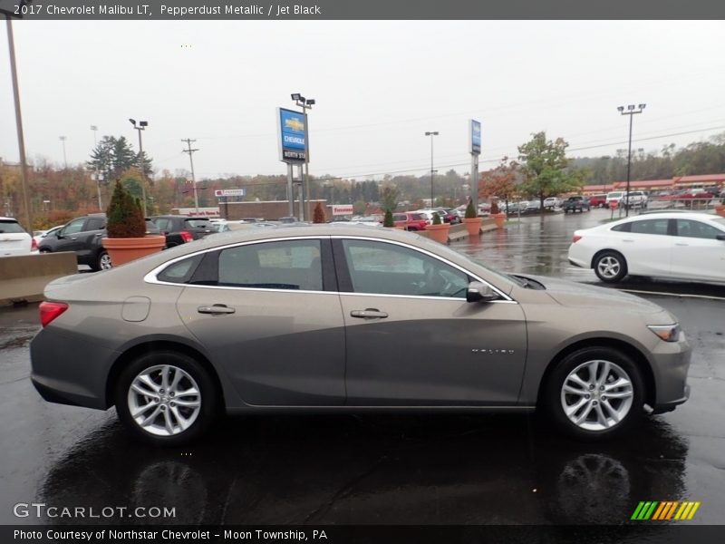 Pepperdust Metallic / Jet Black 2017 Chevrolet Malibu LT