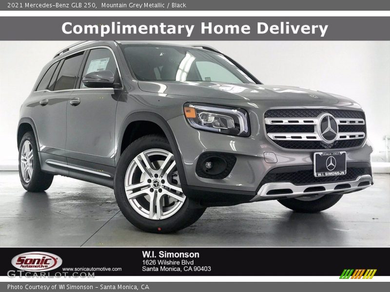 Mountain Grey Metallic / Black 2021 Mercedes-Benz GLB 250