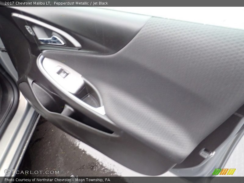 Pepperdust Metallic / Jet Black 2017 Chevrolet Malibu LT