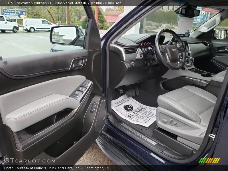 Blue Velvet Metallic / Jet Black/Dark Ash 2019 Chevrolet Suburban LT