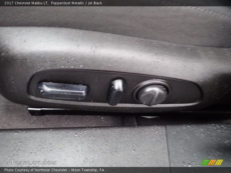 Pepperdust Metallic / Jet Black 2017 Chevrolet Malibu LT