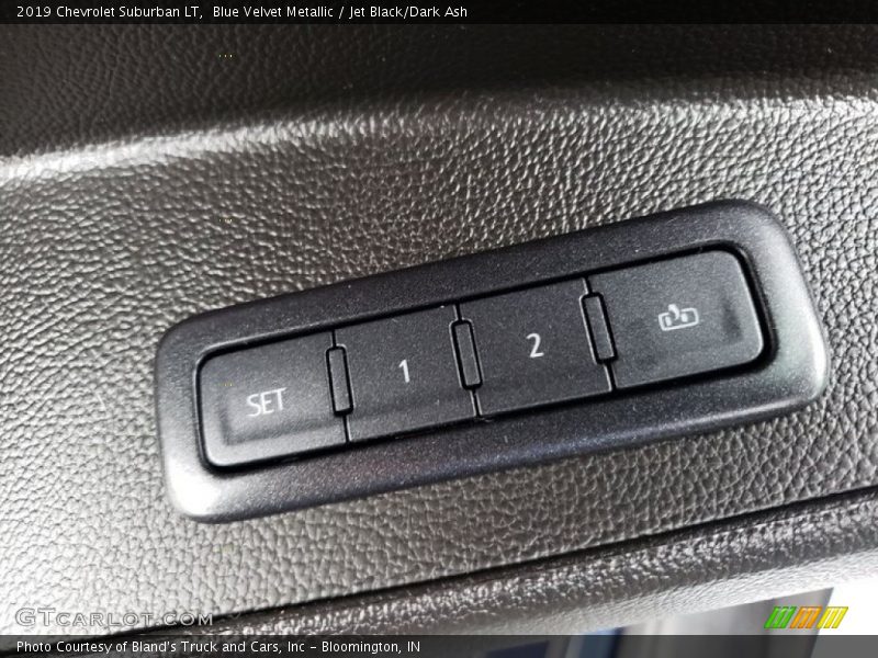 Blue Velvet Metallic / Jet Black/Dark Ash 2019 Chevrolet Suburban LT