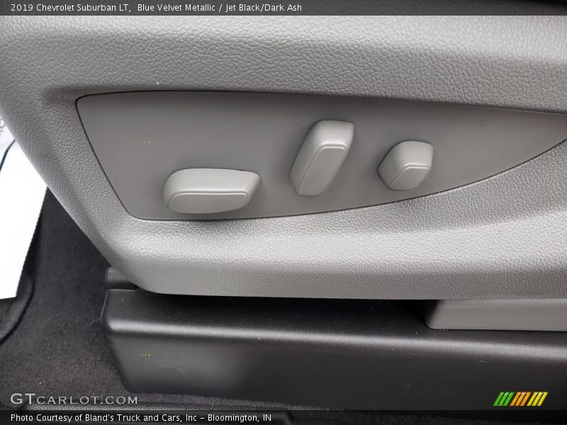 Blue Velvet Metallic / Jet Black/Dark Ash 2019 Chevrolet Suburban LT