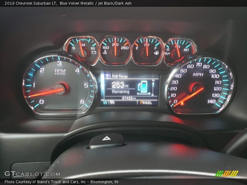 Blue Velvet Metallic / Jet Black/Dark Ash 2019 Chevrolet Suburban LT