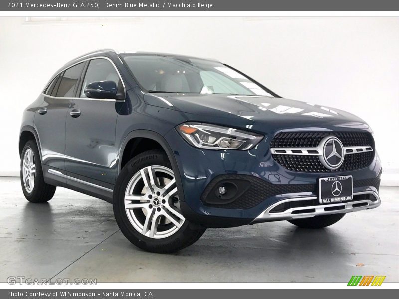 Front 3/4 View of 2021 GLA 250